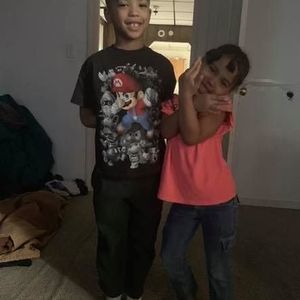 Meet your Posher, Cleo